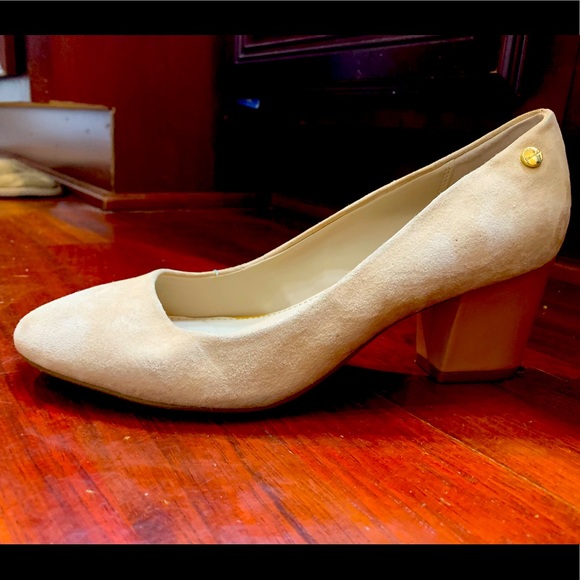 Calvin Klein, Size 6.5, nude beige thick heel - Picture 3 of 4